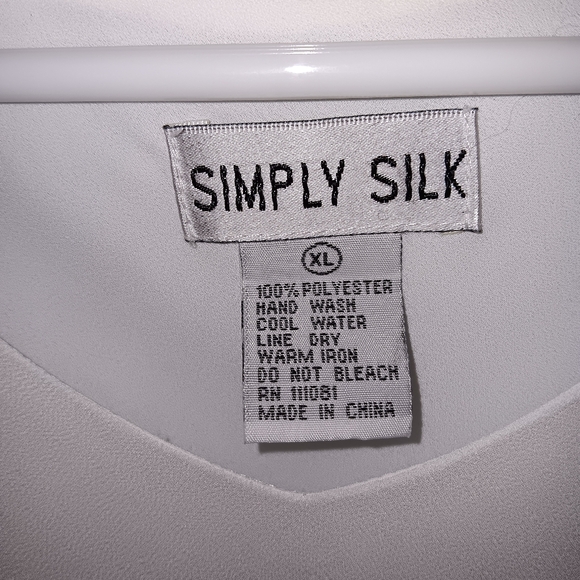 Simply Silk White Sleeveless Top Fully Lined Tank XL - Picture 3 of 5